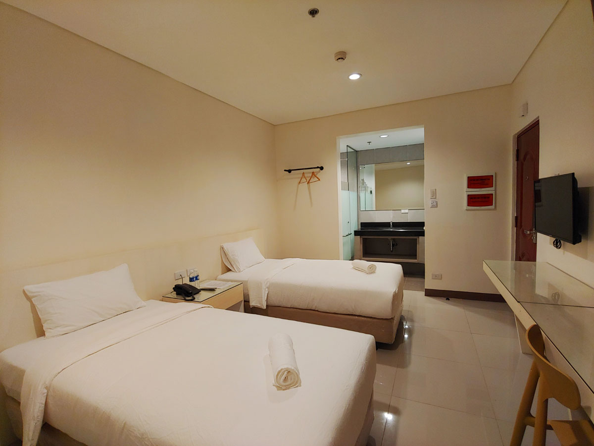 SUITE TWIN BED